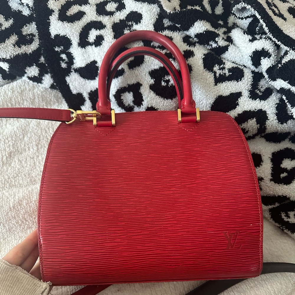 Louis Vuitton Pont Neuf Epi Bag